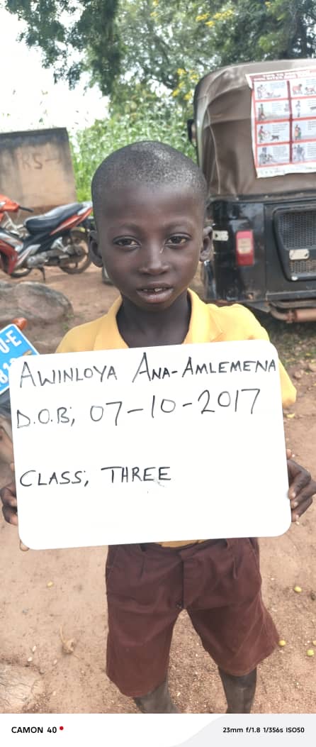 Awinloya Ana-Amlemena from Ghana